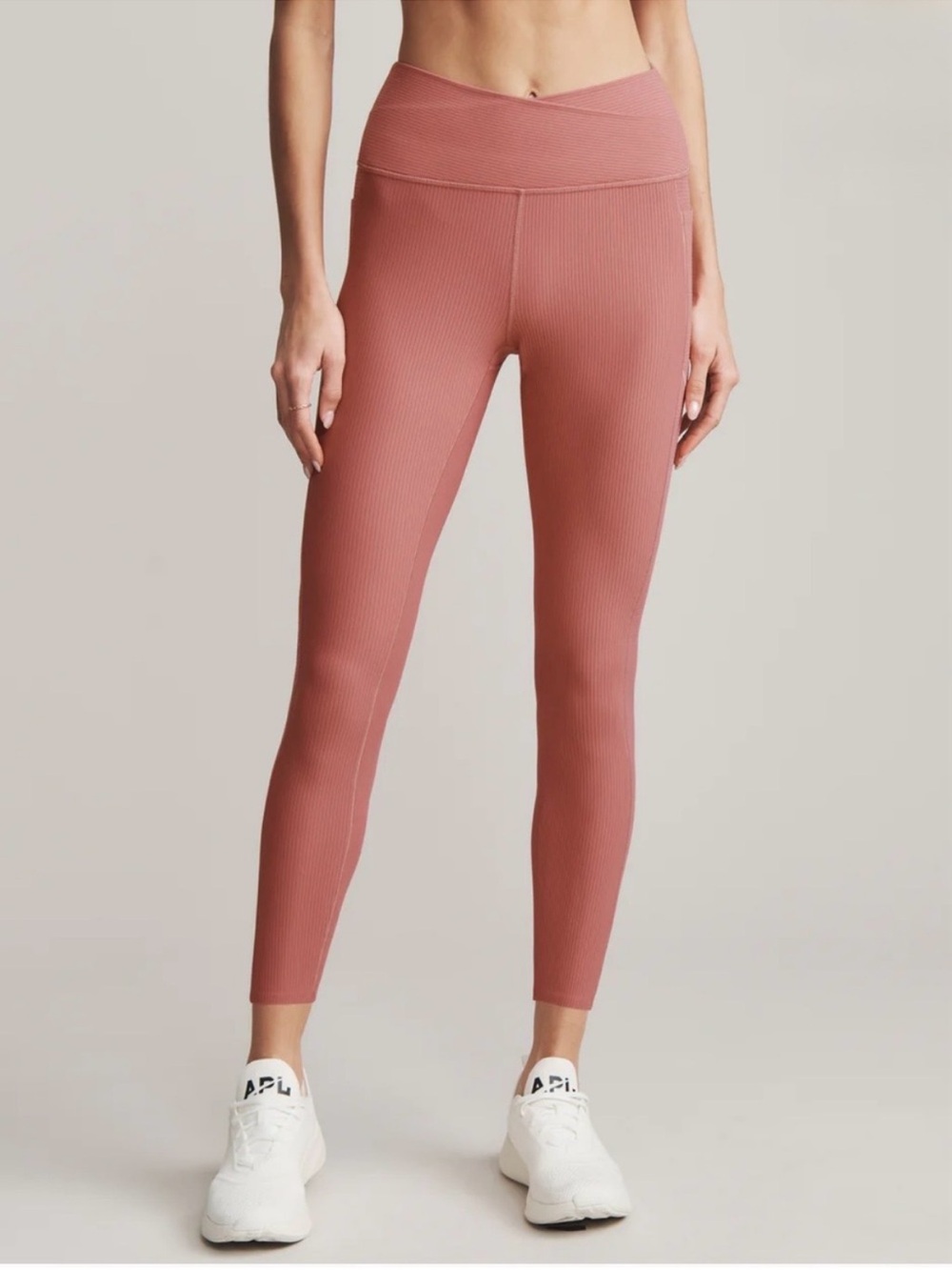 RHÔNE‎ Ripple 7/8 Pocket Legging in Hibiscus Blush Pink Ribbed Workout